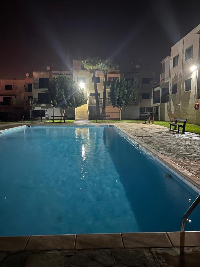 Taniandres Apartments Паралимни Экстерьер фото