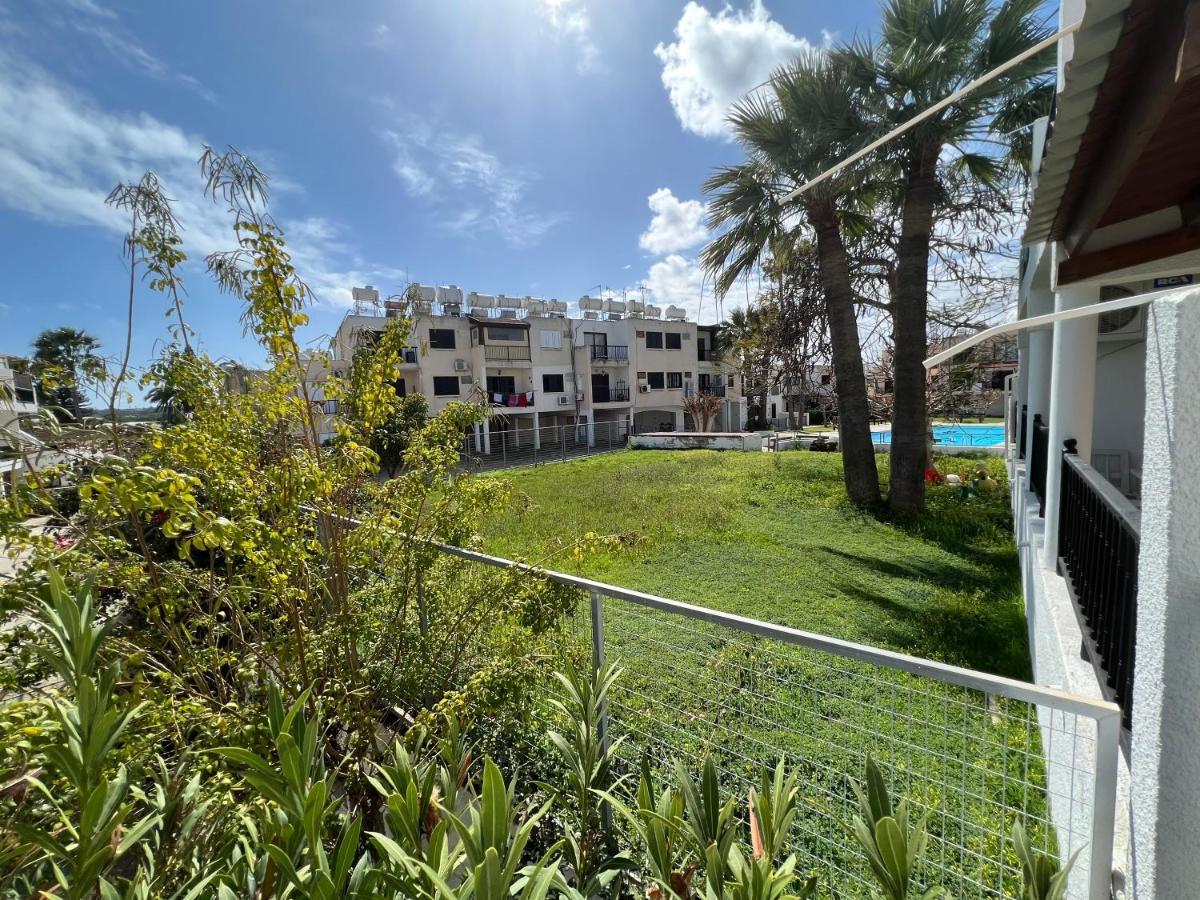 Taniandres Apartments Паралимни Экстерьер фото
